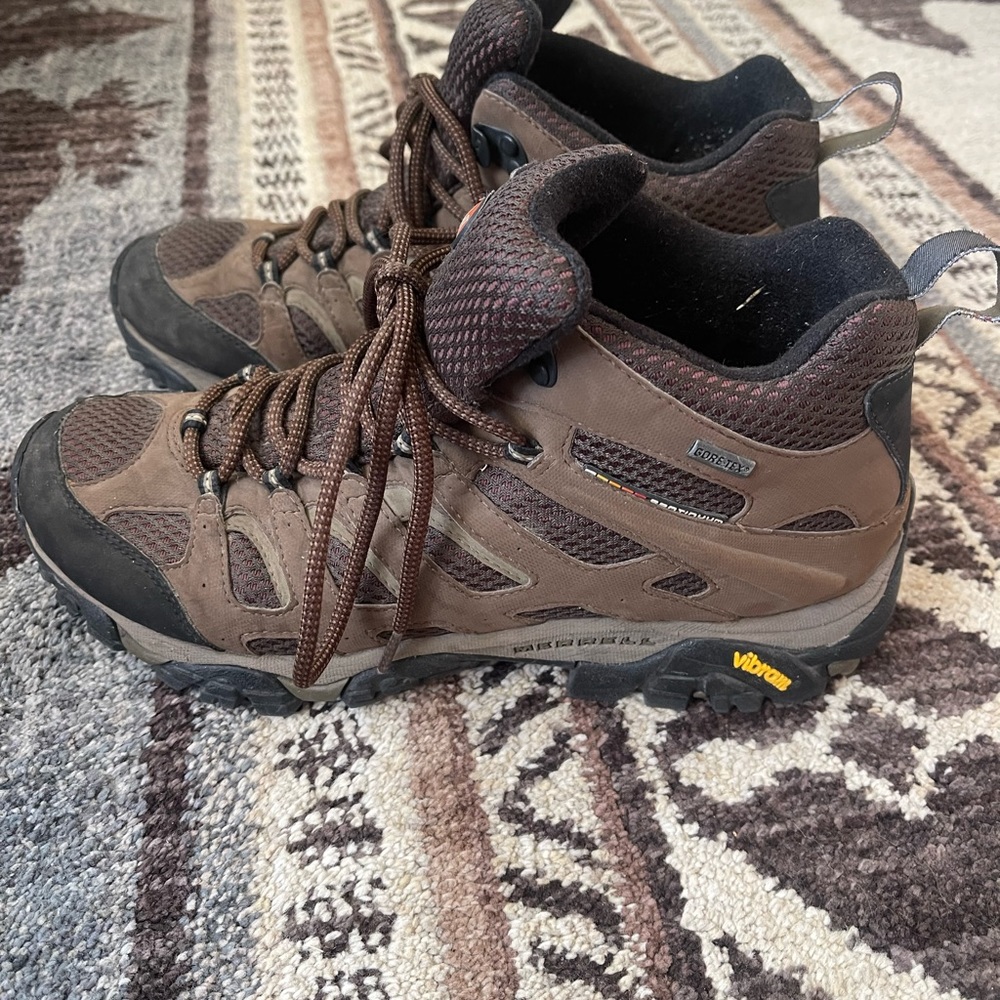 Merrell Gortex hiking boots - Picture 2 of 5